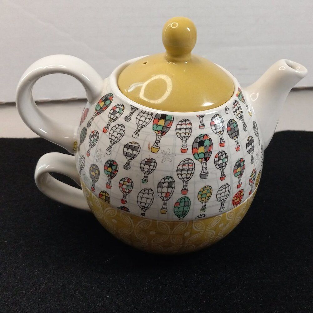2015 Pavilion Gift Bloom by Amylee Weeks Teapot and Cup Cottagecore Grannychic